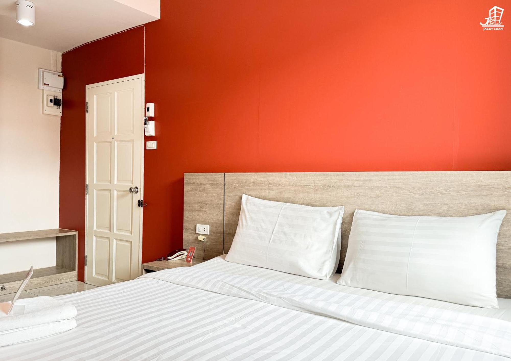 Jacky Chan Hotel Betong Esterno foto