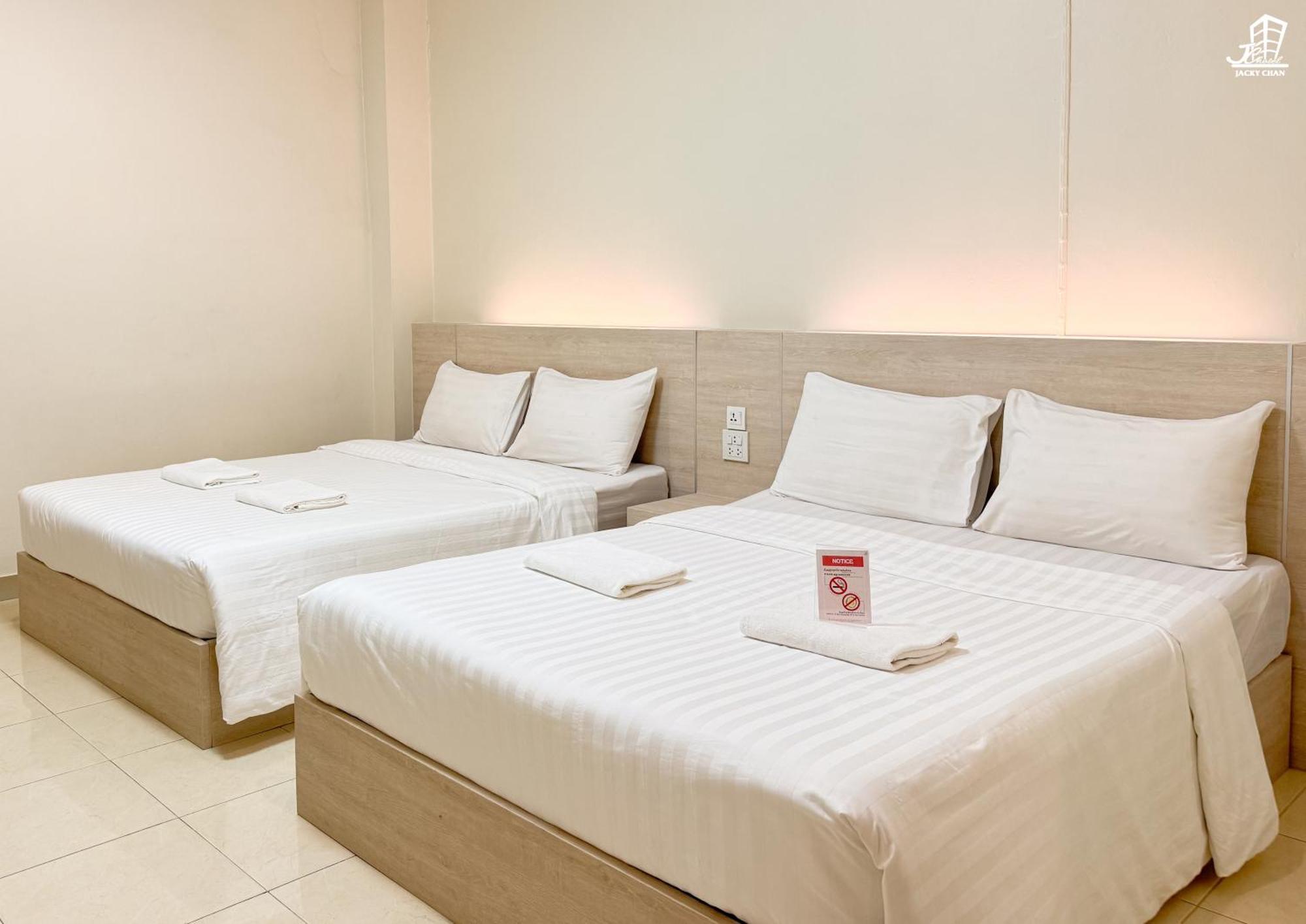 Jacky Chan Hotel Betong Esterno foto