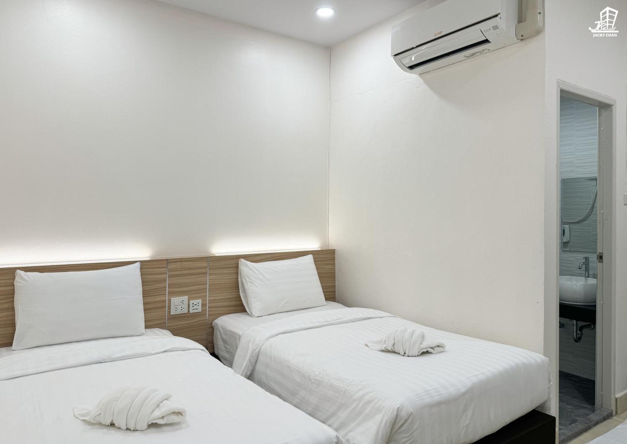 Jacky Chan Hotel Betong Esterno foto
