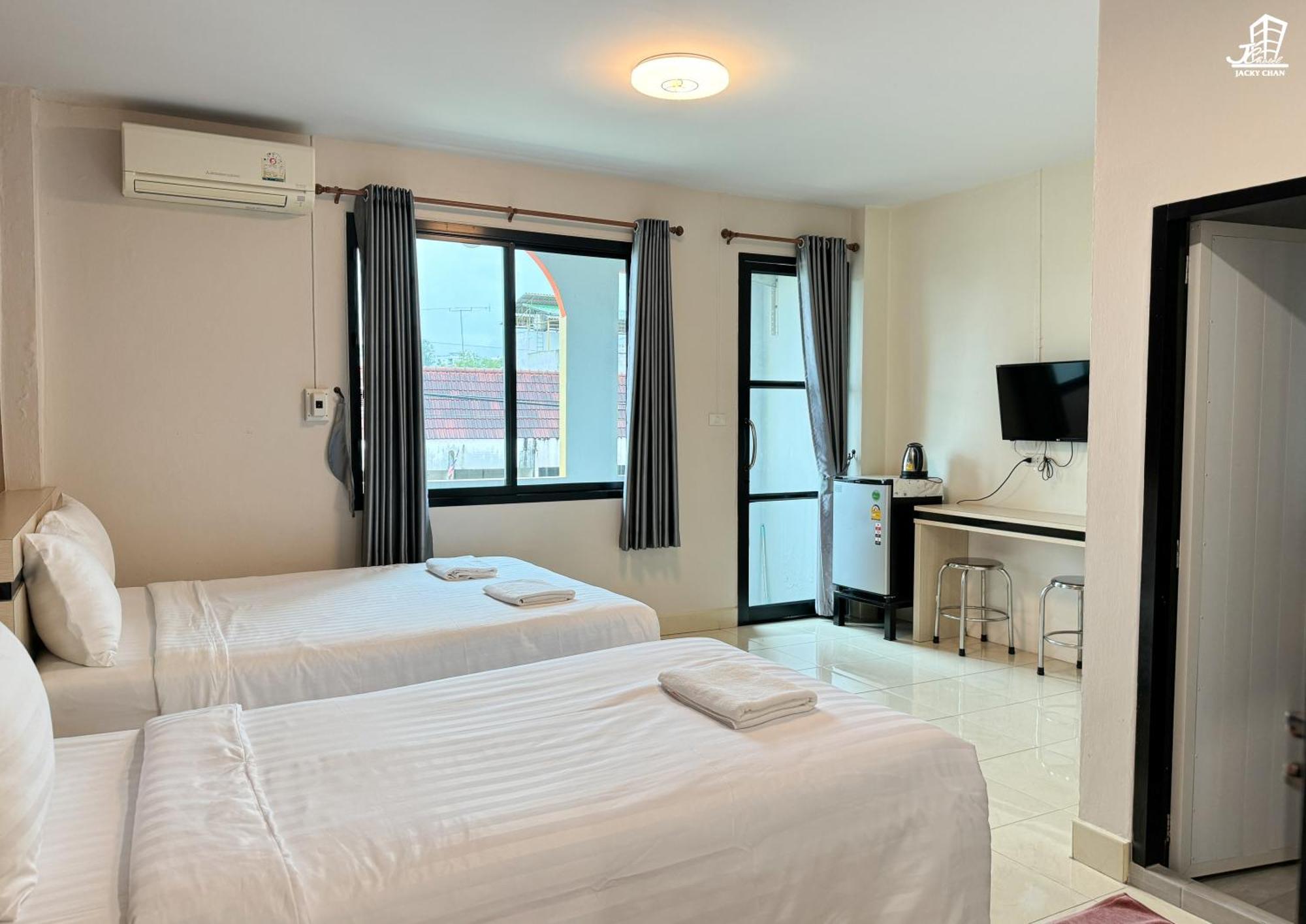 Jacky Chan Hotel Betong Esterno foto